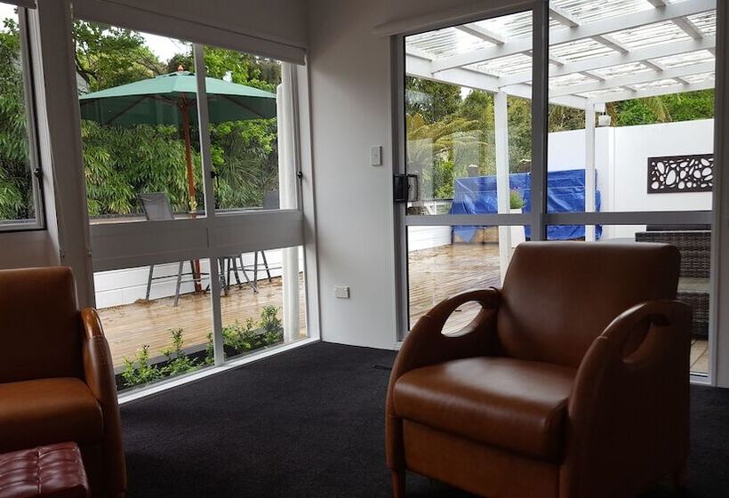 تختخواب و صبحانه A Bit Of New York In Whanganui Home Stay