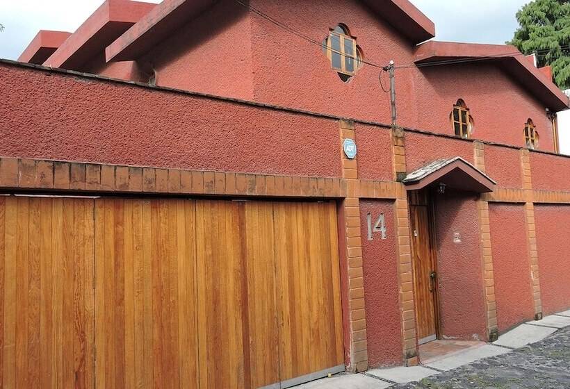 تختخواب و صبحانه La Casita De Coyoacán