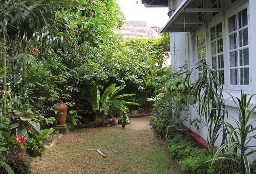 민박 Vista Chelsea Gardens Bnb