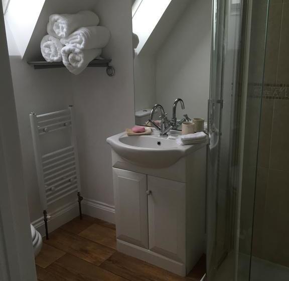 Delamere Farm B&b