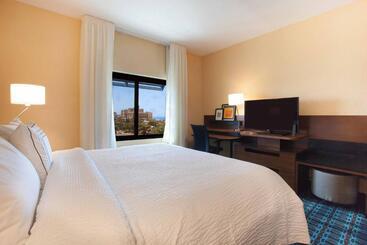 هتل Fairfield Inn & Suites By Marriott Clearwater Beach