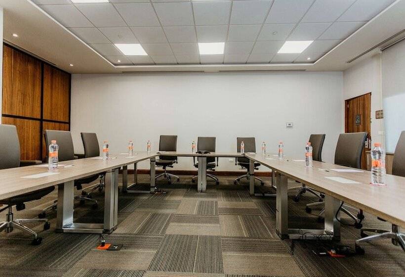 هتل Hilton Garden Inn Silao Aeropuerto Bajio