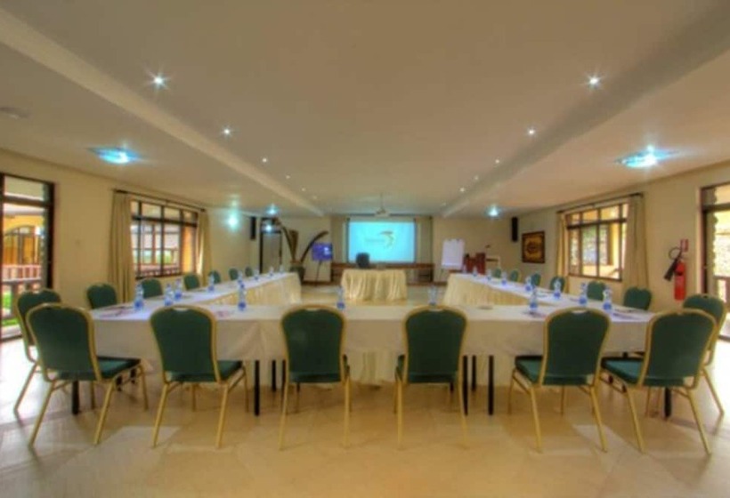 هتل Naivasha Kongoni Lodge