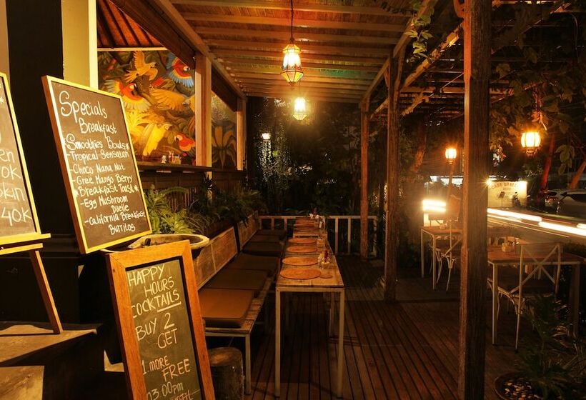 Fotos del hotel Sapodilla Ubud:  11