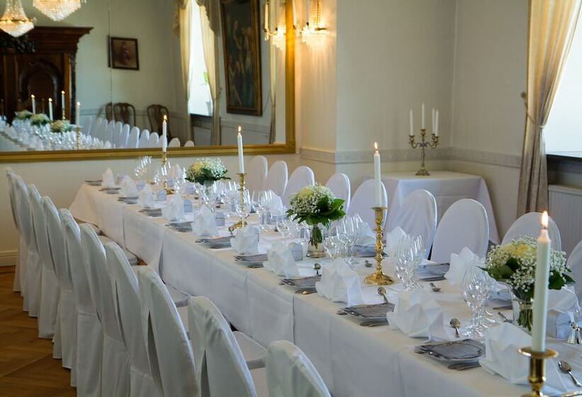 هتل Sundbyholms Slott