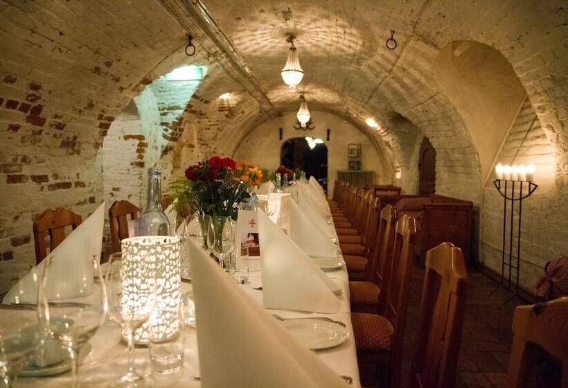 هتل Sundbyholms Slott