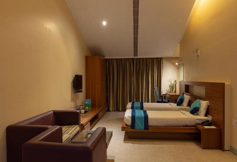 בית מלון כפרי Treebo Guest House