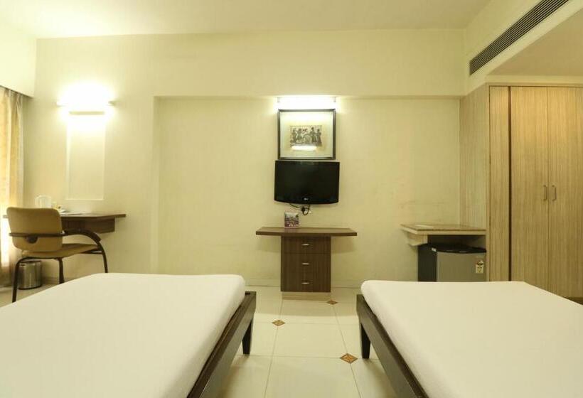 Отель Vits Shalimar Ankleshwar