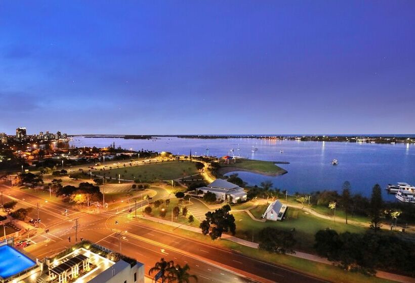 Palmerston Tower On Southport Broadwater