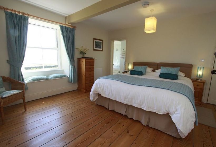 بنسيون Carraw Bed & Breakfast