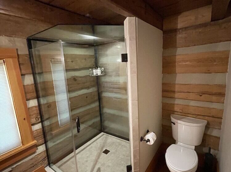 Silver Lake Bed And Breakfast