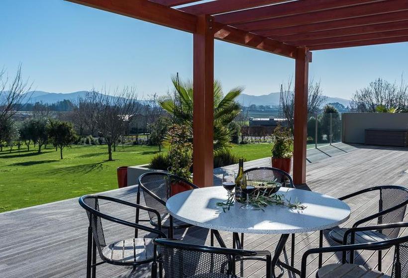 تختخواب و صبحانه Aldaha Luxury Accommodation