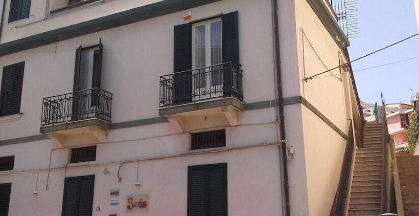 تختخواب و صبحانه La Casa Di Ermelinda