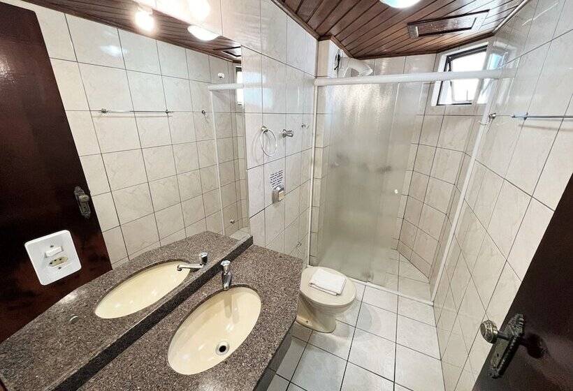 Bomar Residence