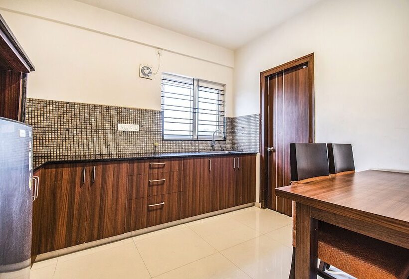 Fabhotel Oakwoods Serai