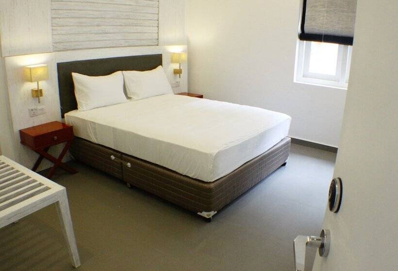 Hangover Hostels At Colombo