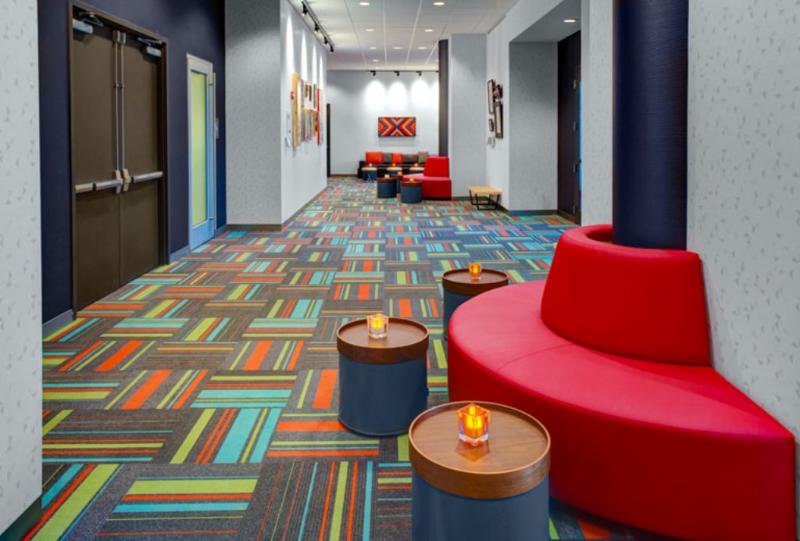 هتل Aloft Wichita