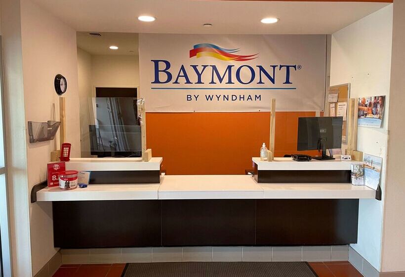 هتل Baymont By Wyndham Williston