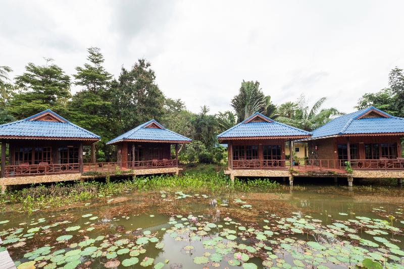هتل Blue Resort And Spa Koh Chang