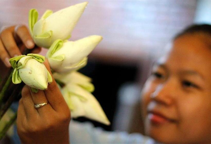 Fotos del hotel Cambana D'angkor Suites:  18