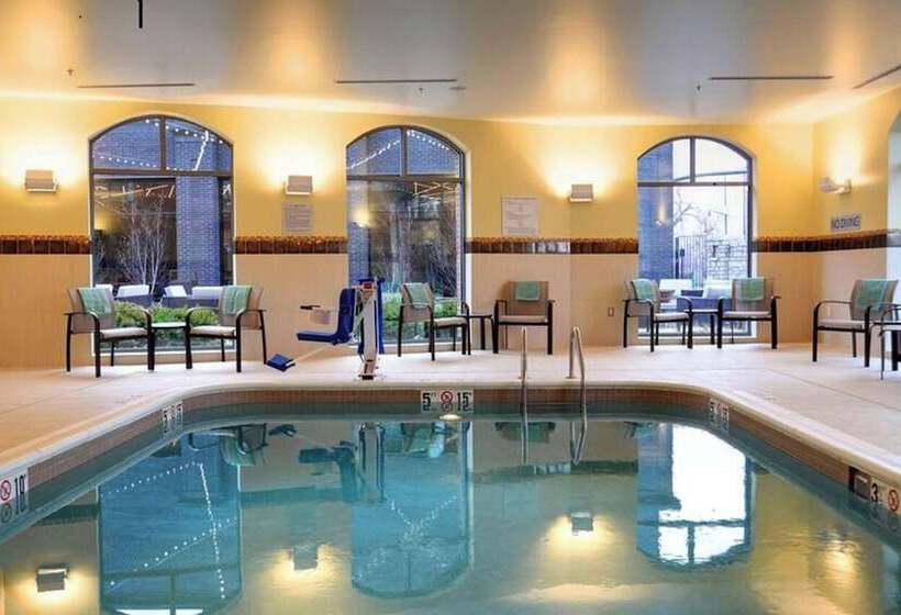 هتل Courtyard By Marriott Columbus Osu