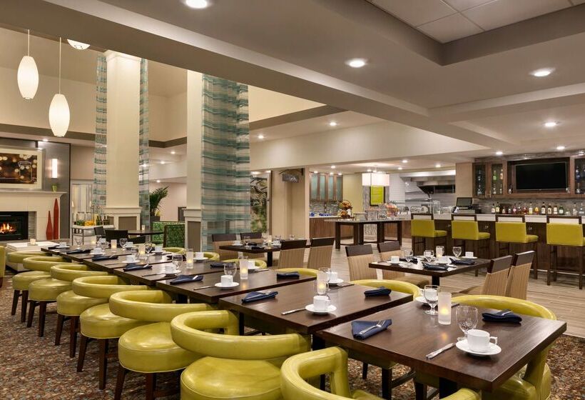 בית מלון כפרי Hilton Garden Inn Statesville