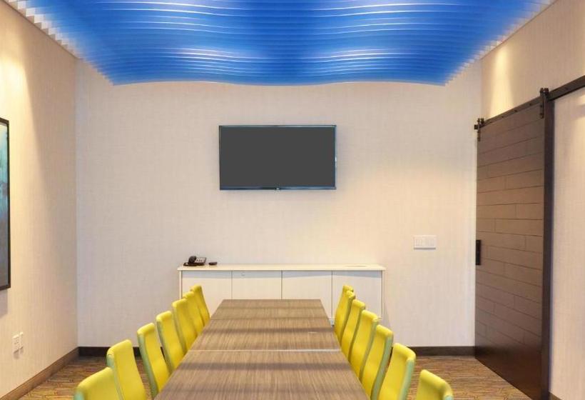 فندق Holiday Inn Express & Suites   Jacksonville W   I295 And I10, An Ihg