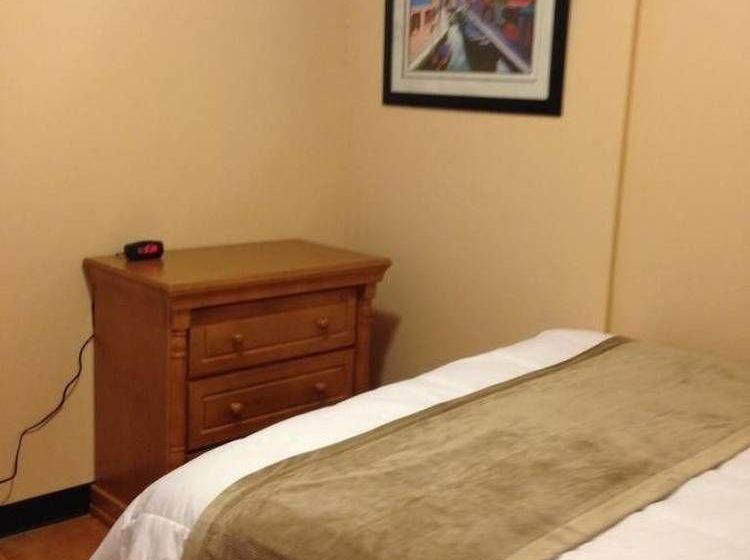 هتل Orca Inn Suites
