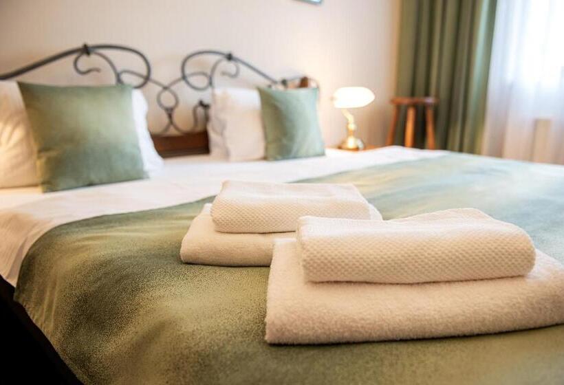 Fotos del hotel Pension Hattrick:  15