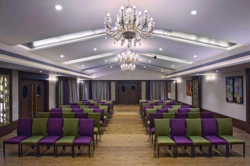 בית מלון כפרי Purple Palms Resort & Spa