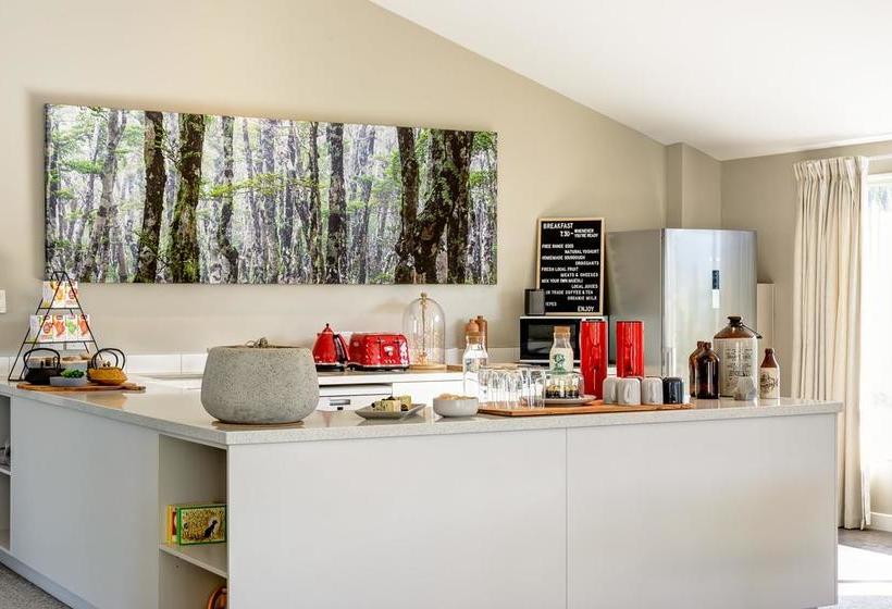 فندق Split Apple Lodge  Boutique Eco Lodge & Spa