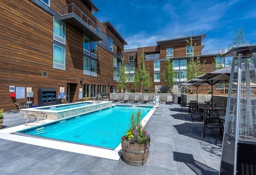 هتل Springhill Suites By Marriott Jackson Hole