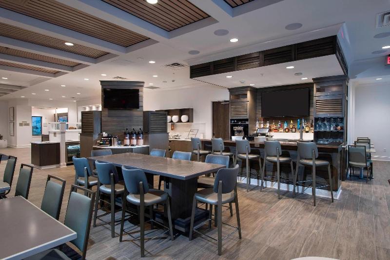 فندق Springhill Suites By Marriott Navarre Beach