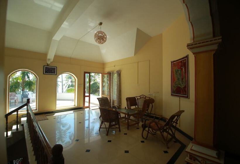 استراحتگاه Thiruvambadi Beach Retreat