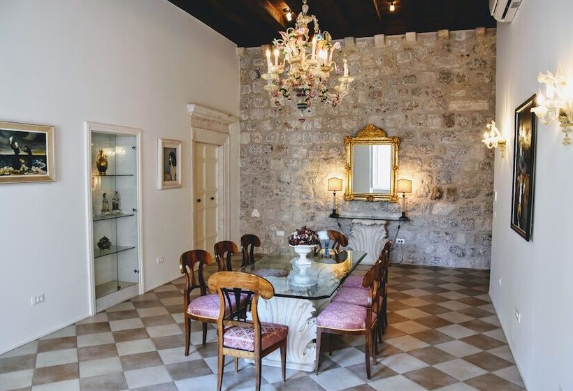Sunce Palace Apartments With Free Offsite Parking