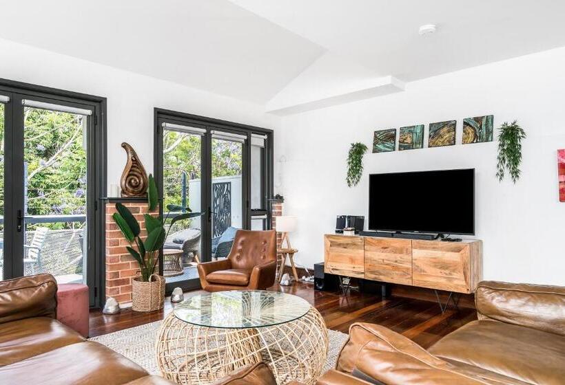 The Butter Factory Byron Bay