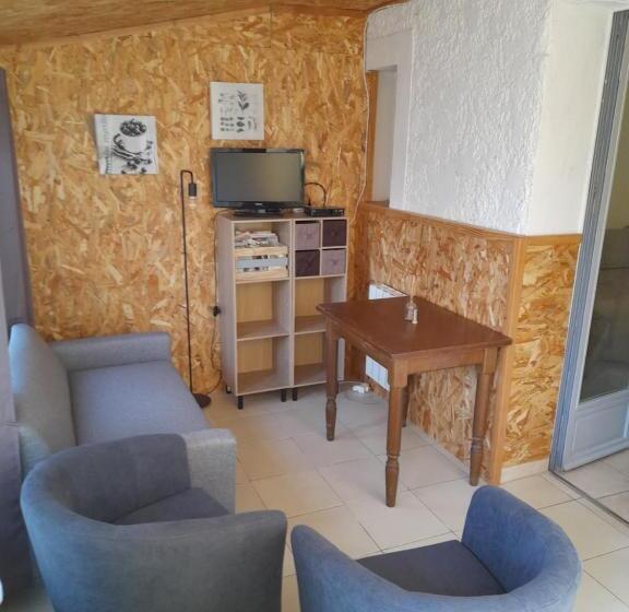 צימר Chambres D Hôtes Chez Cécile à Lagnes