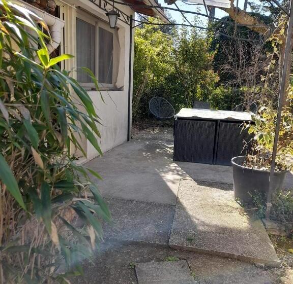 צימר Chambres D Hôtes Chez Cécile à Lagnes