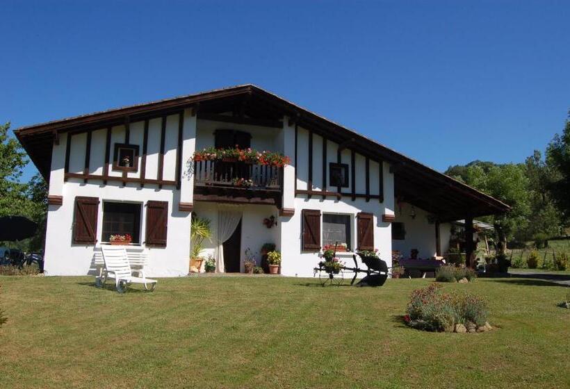 ベッドアンドブレックファースト Chambres D Hôtes Esponde Marie Jeanne