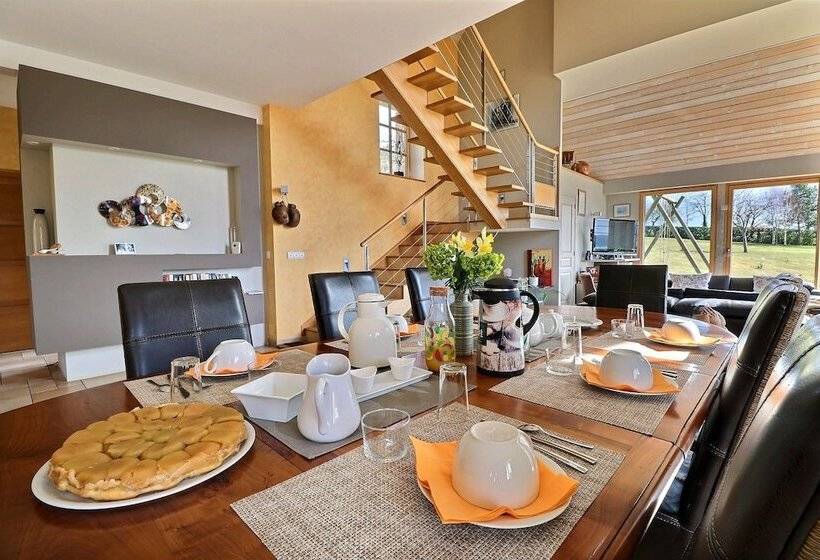 تختخواب و صبحانه Chambres & Roul Hotes De La Rance