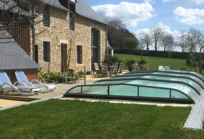 تختخواب و صبحانه Chambres & Roul Hotes De La Rance