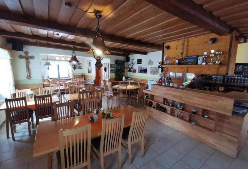 민박 Gasthaus Felsenwastl