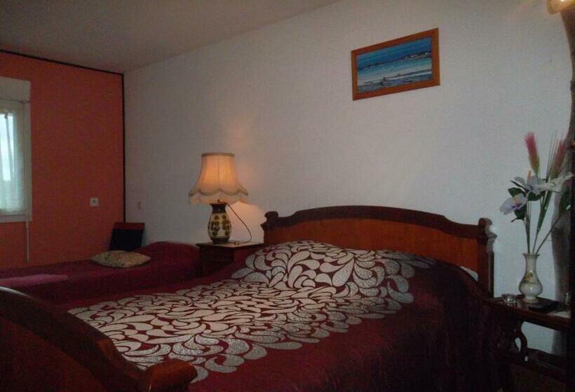 مبيت وإفطار Les Chambres Du Rochereuil