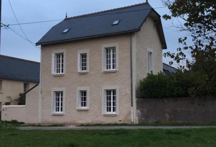تختخواب و صبحانه Les Colonnes De Chanteloup