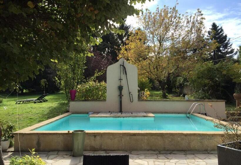 تختخواب و صبحانه Les Colonnes De Chanteloup