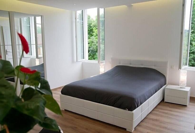 민박 Moulin Des Tours