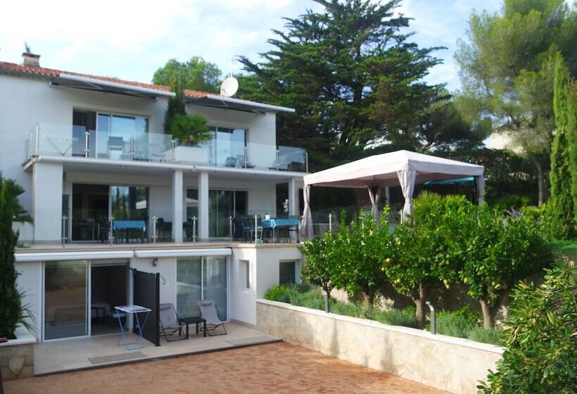 تختخواب و صبحانه Villa Perle De La Mer