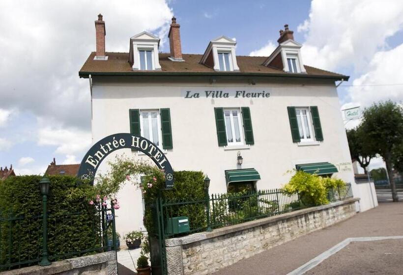 هتل La Villa Fleurie