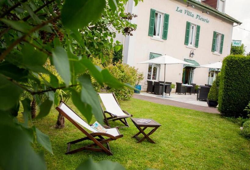 هتل La Villa Fleurie