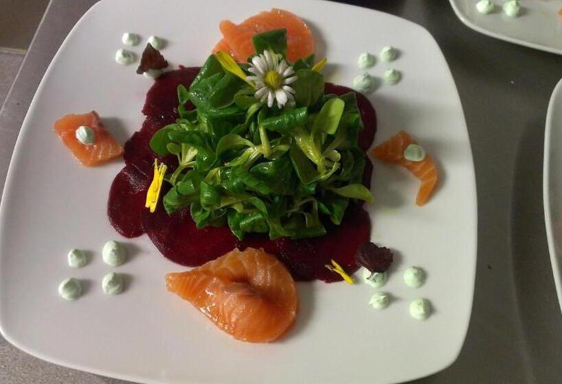 ホテル Weingut  Moselloreley